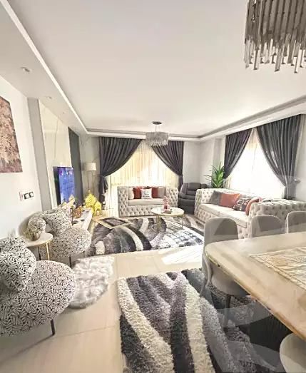 https://aqarmap.com.eg/ar/listing/6905975-for-sale-cairo-al-oubour-tryq-msr-sm-yly-lshrwy-moon-city