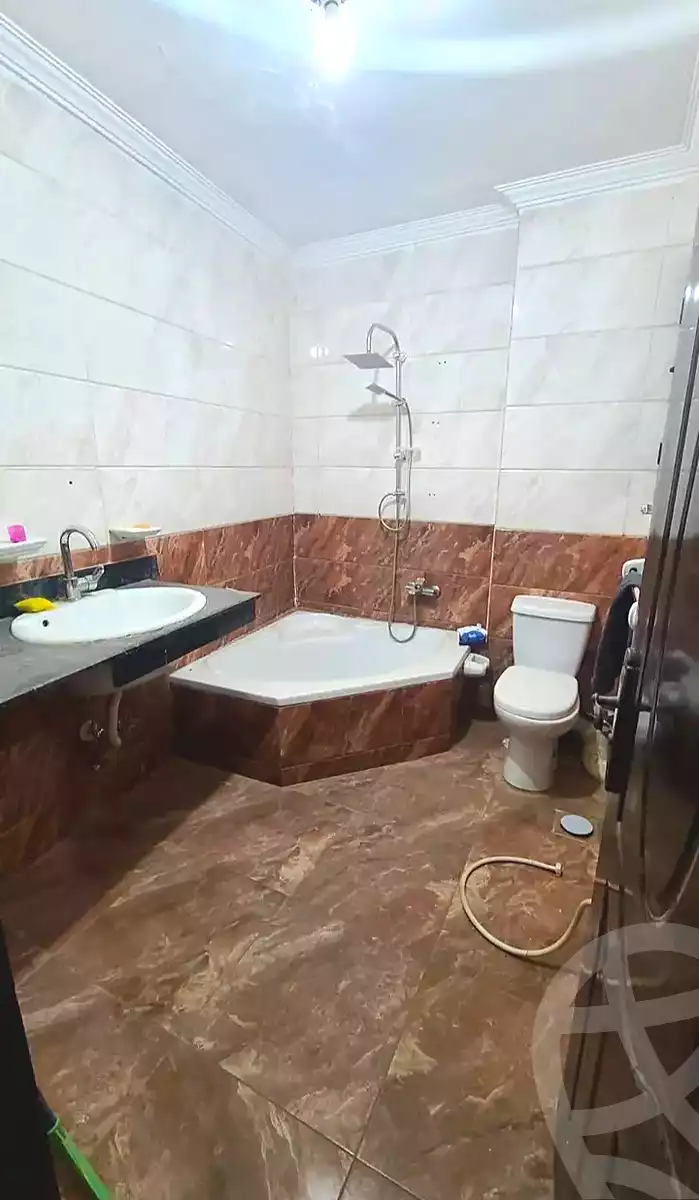 https://aqarmap.com.eg/en/listing/6906223-for-sale-cairo-el-haram-shareaa-el-haram