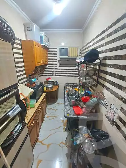 https://aqarmap.com.eg/ar/listing/6906304-for-sale-cairo-helwan-el-shareaa-el-sharby-st