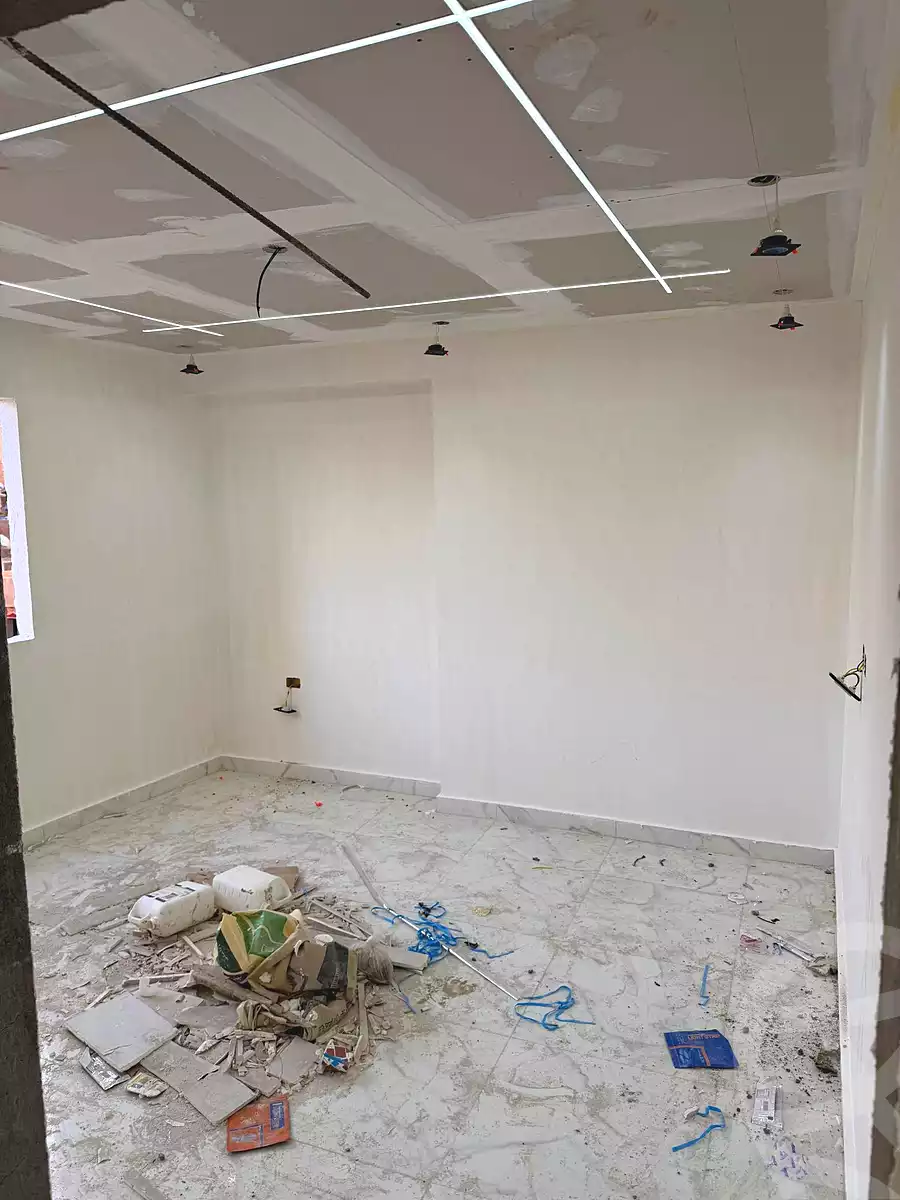 https://aqarmap.com.eg/en/listing/6906386-for-sale-cairo-el-haram-el-lebeny-soltan-khattab-st