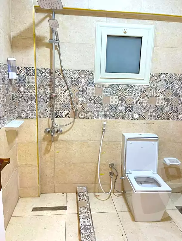 https://aqarmap.com.eg/ar/listing/6906403-for-sale-alexandria-al-agamy-lbytsh-shahr-al-assal-st