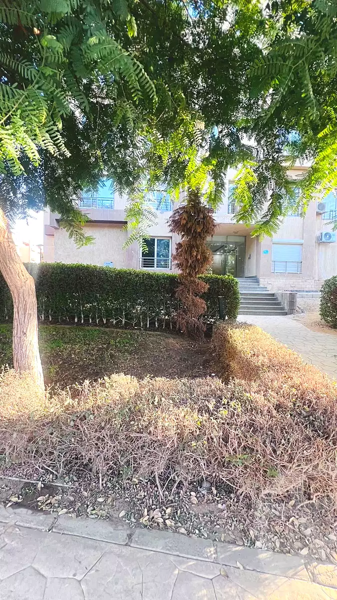 https://aqarmap.com.eg/ar/listing/6906838-for-rent-cairo-el-shorouk-compounds-wesal-city-wesal-views