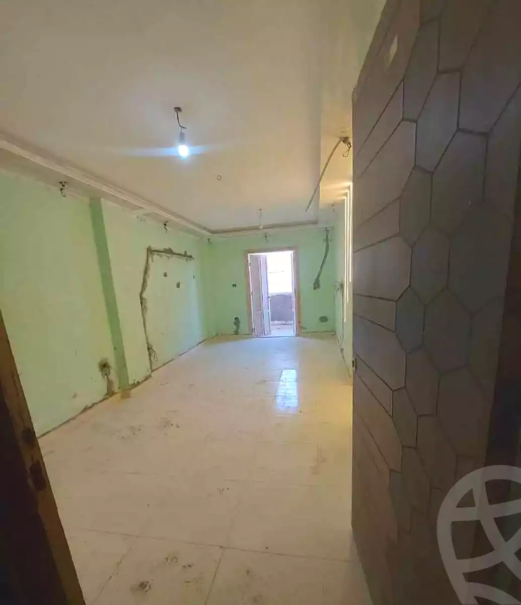 https://aqarmap.com.eg/ar/listing/6906862-for-sale-alexandria-al-agamy-el-hanouvel-el-salam-st