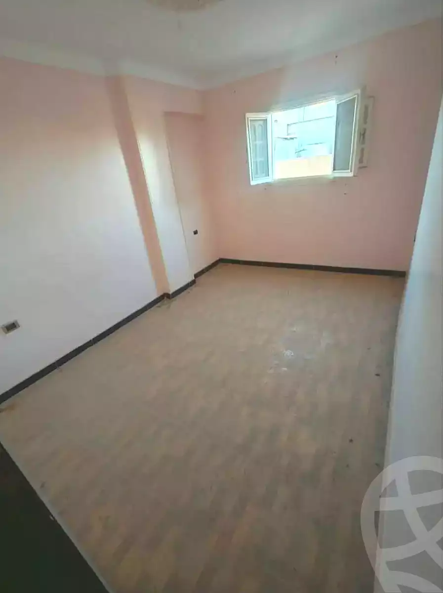 https://aqarmap.com.eg/ar/listing/6906957-for-sale-alexandria-al-agamy-el-hanouvel-radwan-st