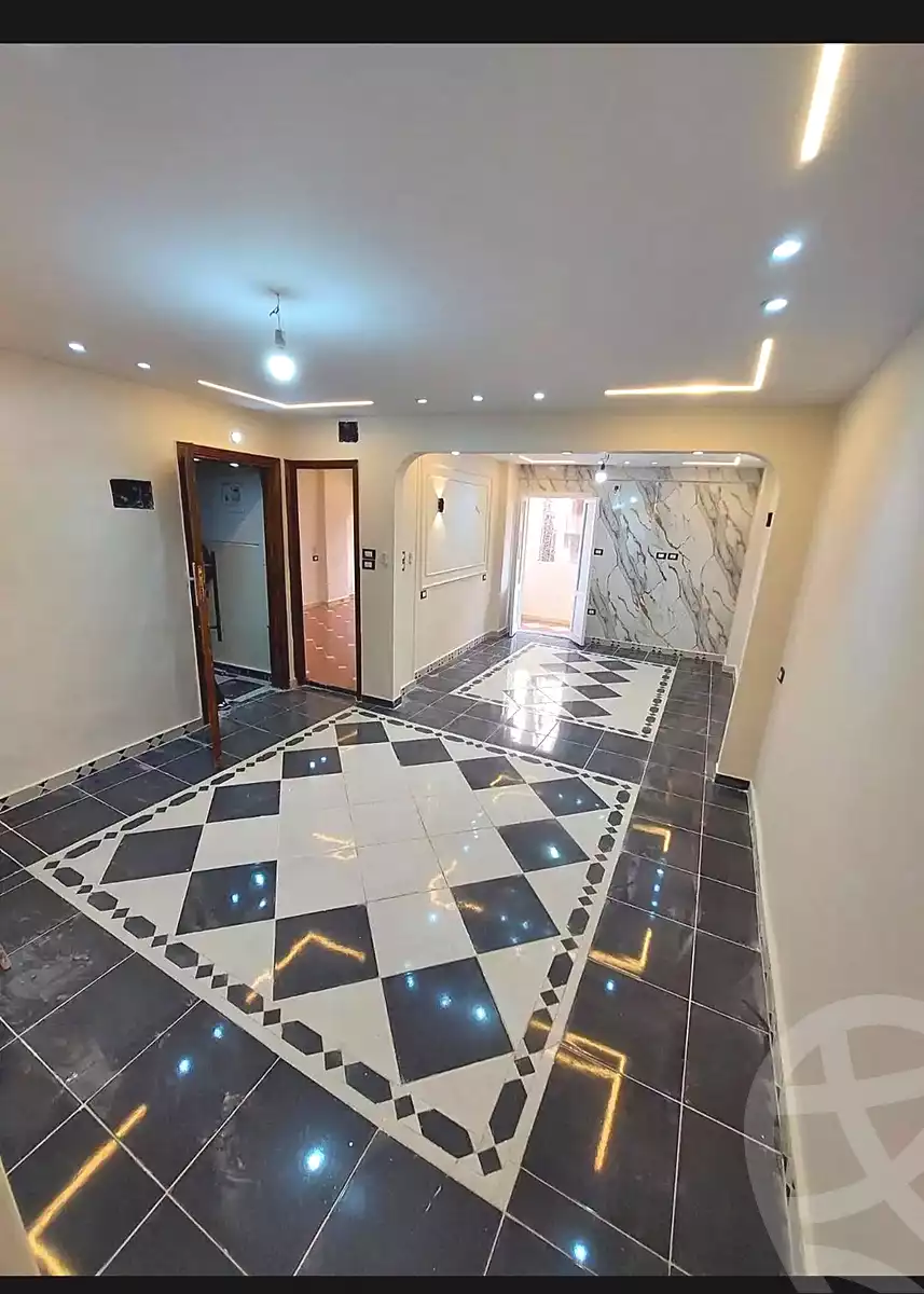 https://aqarmap.com.eg/ar/listing/6907276-for-sale-alexandria-sydy-bshr-sydy-bshr-bhry-gamal-abd-el-nasir-st