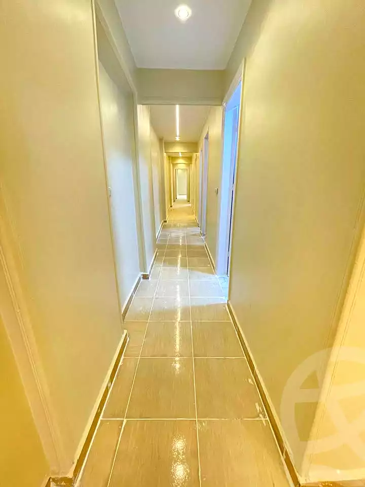 https://aqarmap.com.eg/ar/listing/6907402-for-sale-alexandria-sydy-bshr-sydy-bshr-bhry-gamal-abd-el-nasir-st