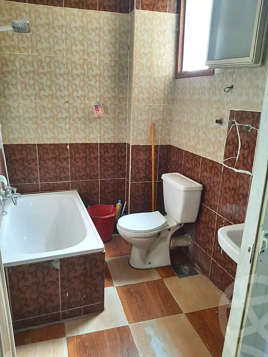 https://aqarmap.com.eg/ar/listing/6906389-for-sale-cairo-ain-shams-ain-shams-el-sharkia-el-zahraa-st