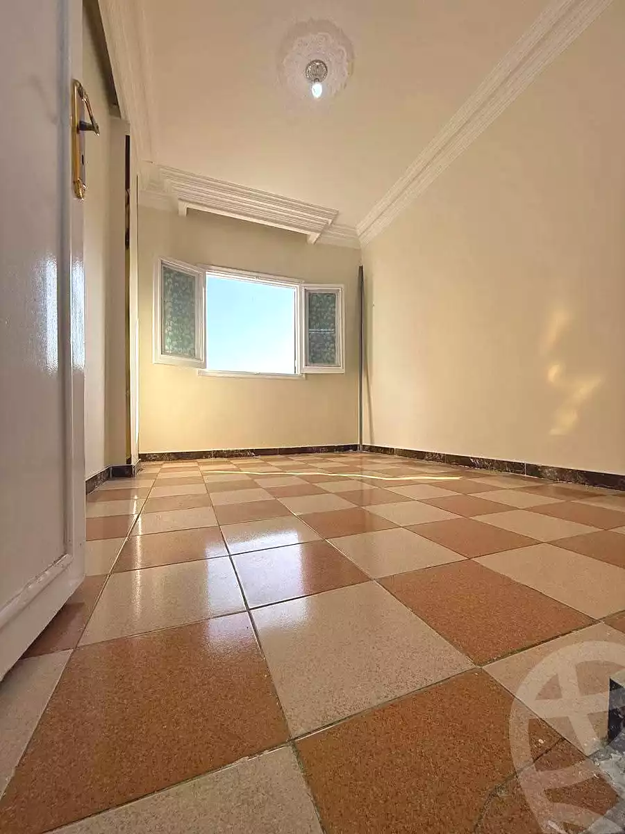 https://aqarmap.com.eg/ar/listing/6907644-for-sale-cairo-helwan-mnshy-yn-hlwn-mansour-st