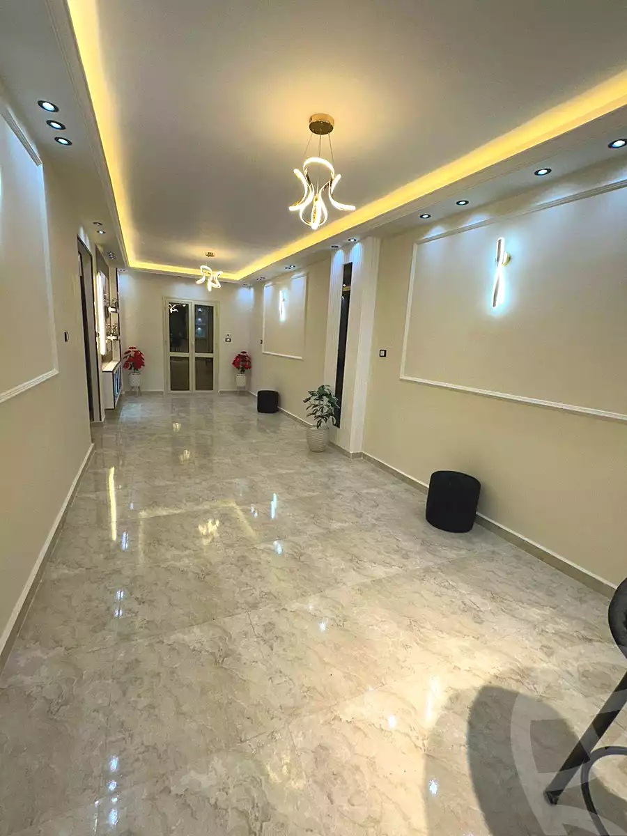 https://aqarmap.com.eg/ar/listing/6907814-for-sale-cairo-ain-shams-ahmed-esmat-st