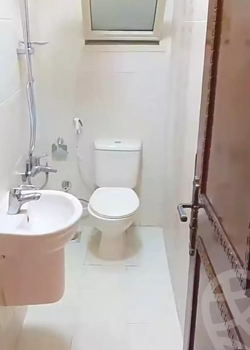https://aqarmap.com.eg/ar/listing/6907935-for-sale-alexandria-sydy-bshr-sydy-bshr-bhry