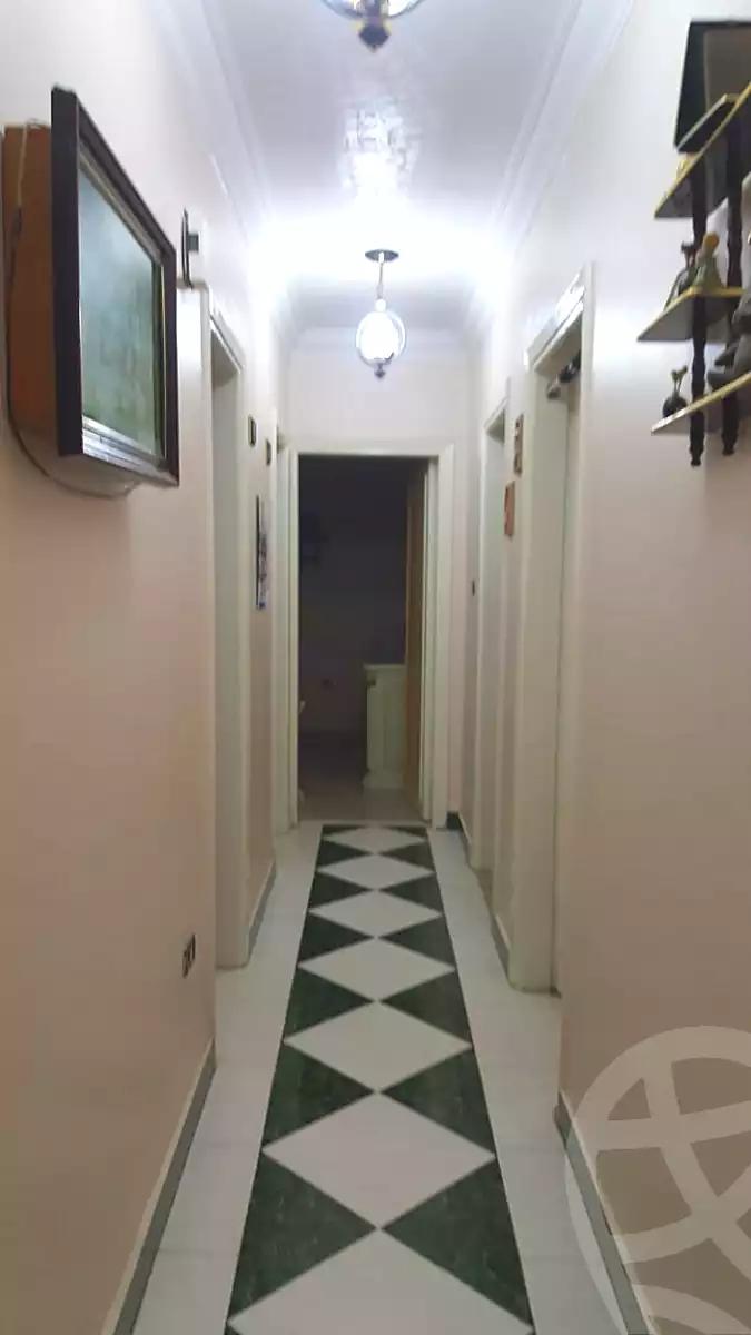 https://aqarmap.com.eg/ar/listing/6908280-for-sale-cairo-el-sheikh-zayed-city-el-hay-elawel-street-10