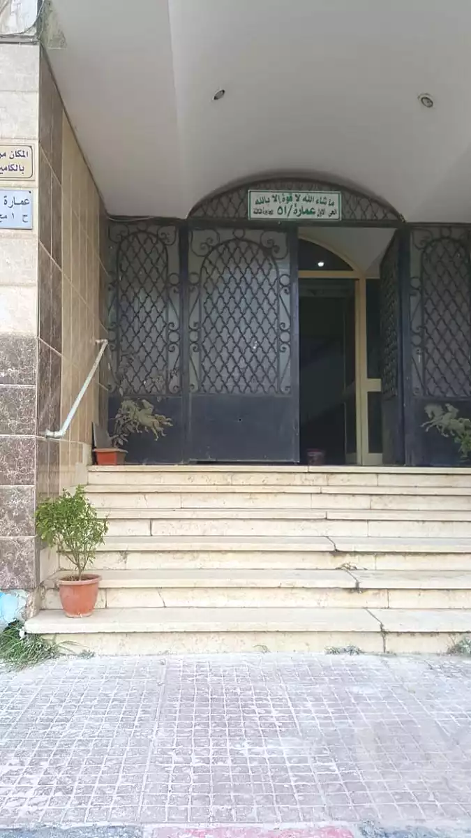 https://aqarmap.com.eg/ar/listing/6908280-for-sale-cairo-el-sheikh-zayed-city-el-hay-elawel-street-10