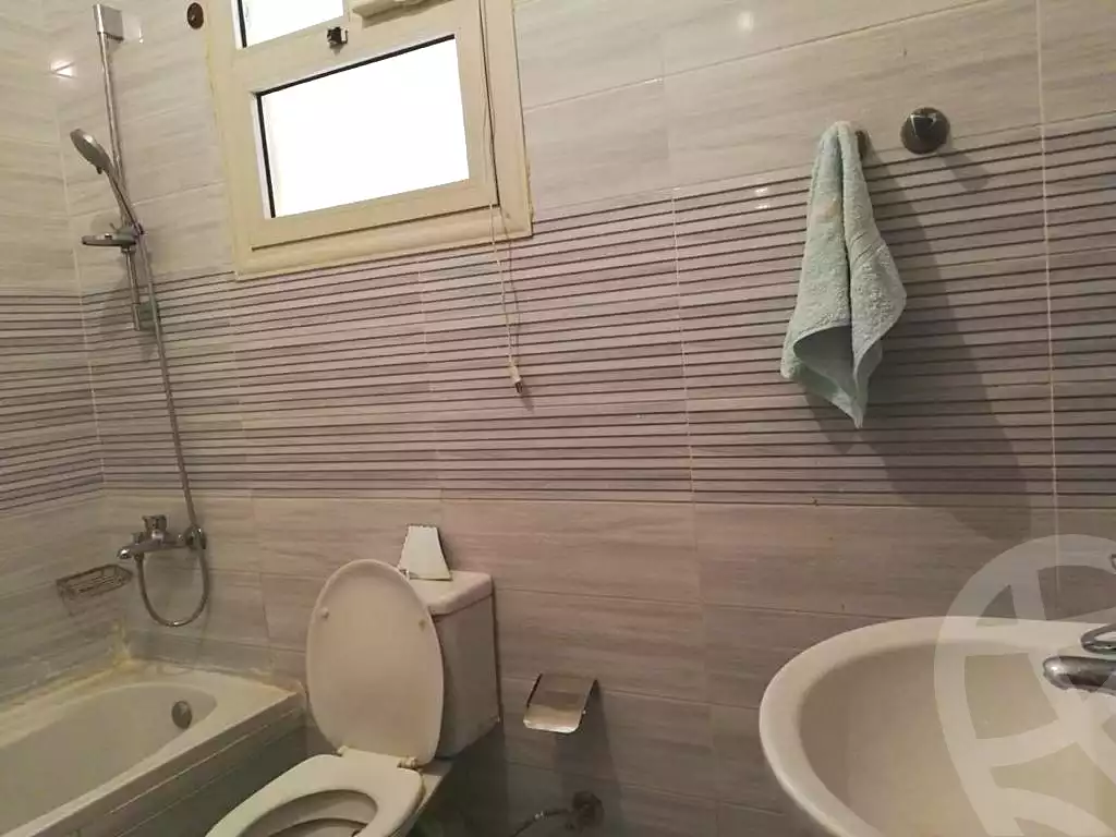 https://aqarmap.com.eg/ar/listing/6908448-for-sale-cairo-el-sheikh-zayed-city-el-hay-elsades-ashaer