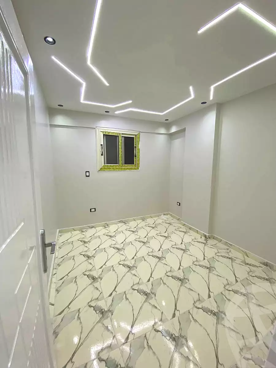 https://aqarmap.com.eg/ar/listing/6908527-for-sale-alexandria-al-agamy-lbytsh-shahr-al-assal-st