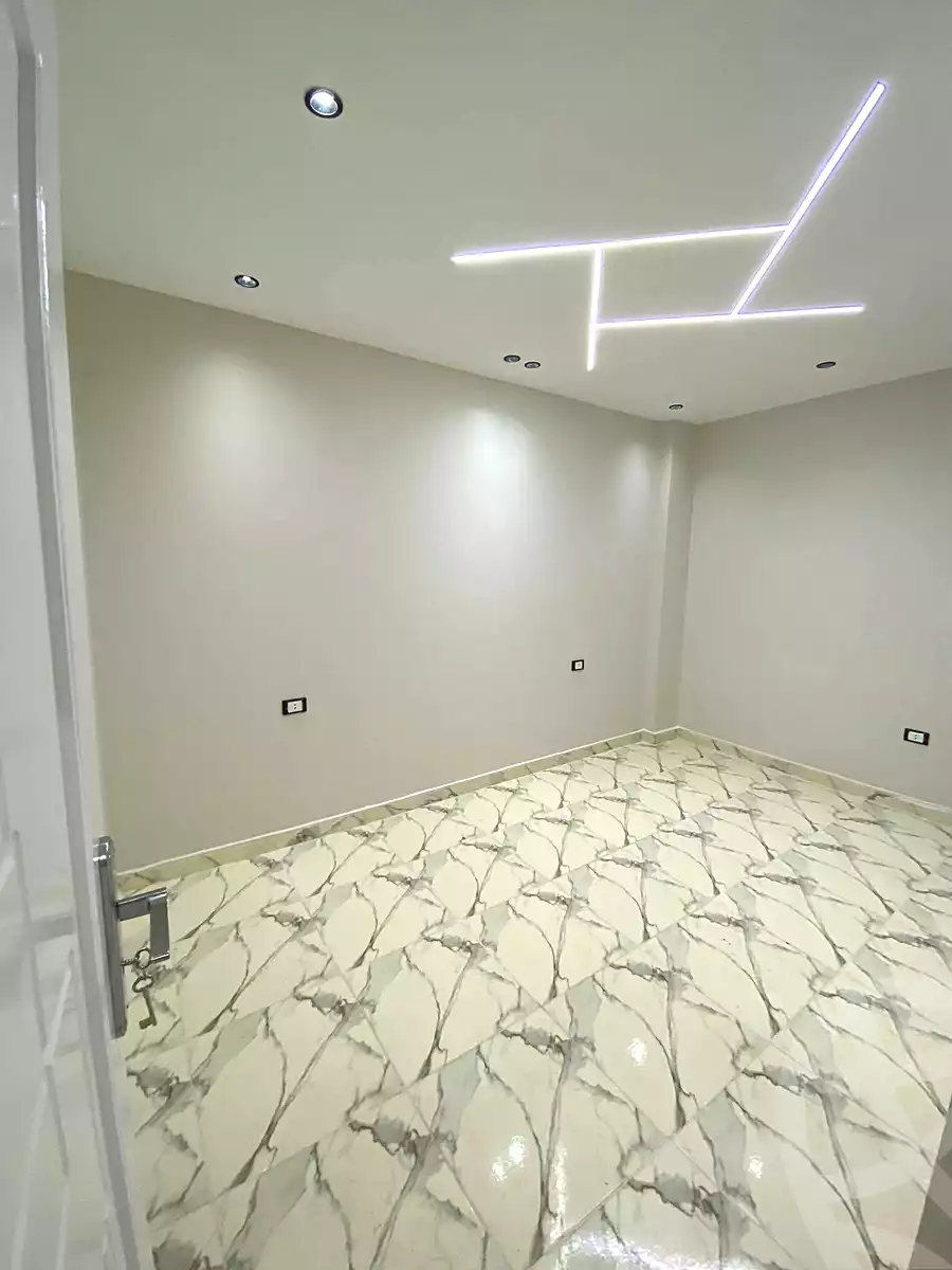 https://aqarmap.com.eg/ar/listing/6908527-for-sale-alexandria-al-agamy-lbytsh-shahr-al-assal-st