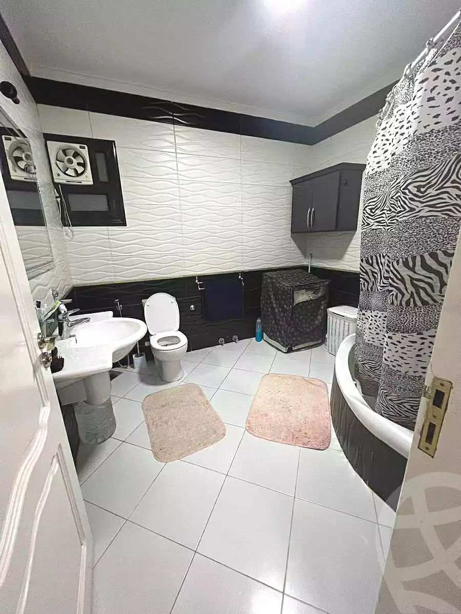 https://aqarmap.com.eg/ar/listing/6908673-for-sale-cairo-helwan-sherif-st