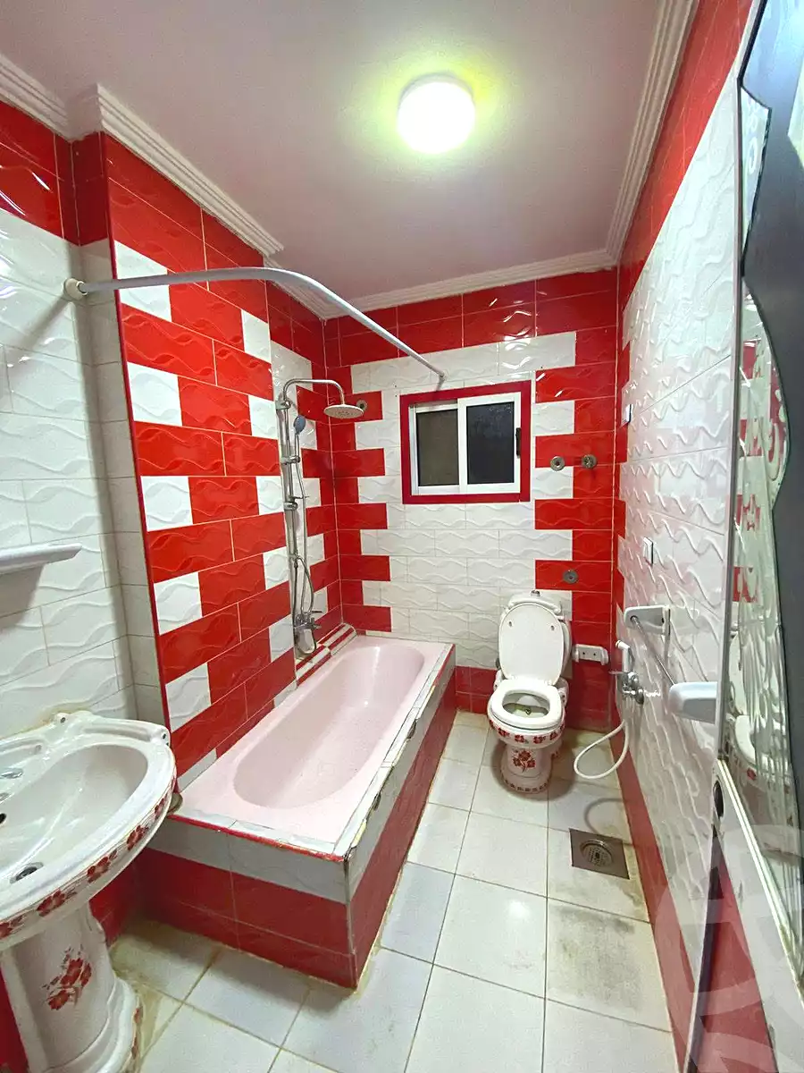 https://aqarmap.com.eg/ar/listing/6908838-for-sale-alexandria-al-agamy-lbytsh-ain-shams-st