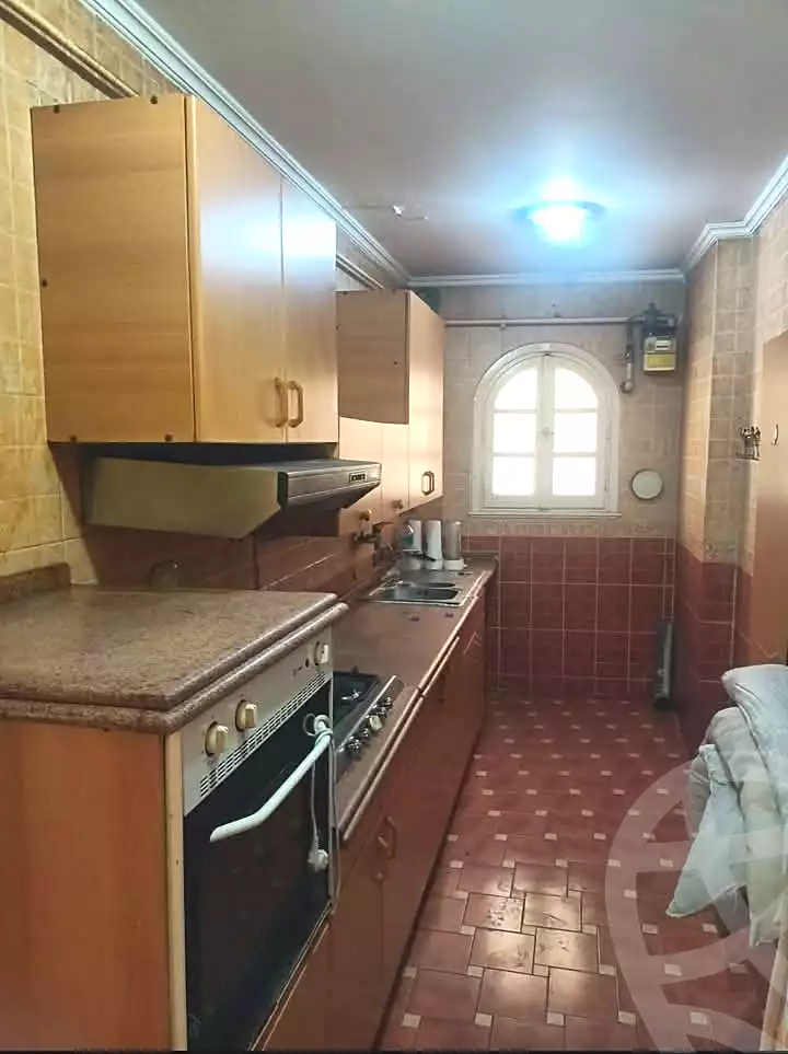 https://aqarmap.com.eg/en/listing/6909008-for-rent-alexandria-ganaklis-shr-mrtdy-bsh
