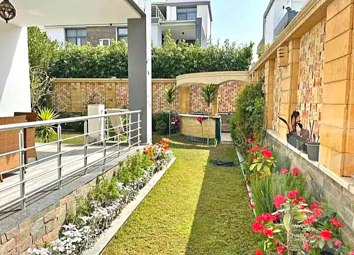 https://aqarmap.com.eg/ar/listing/6909077-for-sale-cairo-new-cairo-compounds-tag-city-origami-gardens-taj-city-compound