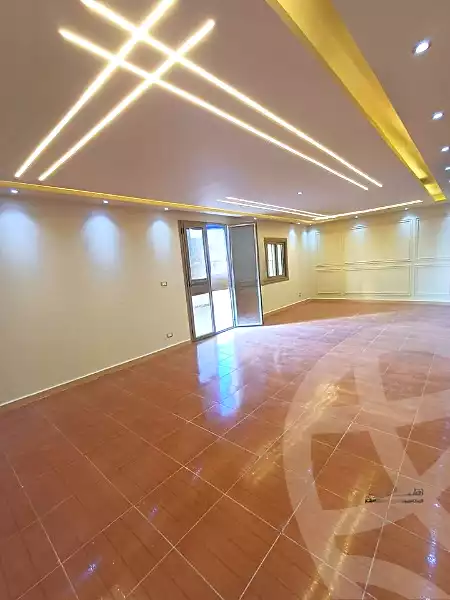 https://aqarmap.com.eg/ar/listing/6909189-for-sale-alexandria-al-agamy-lbytsh-mohamed-el-fardi-st