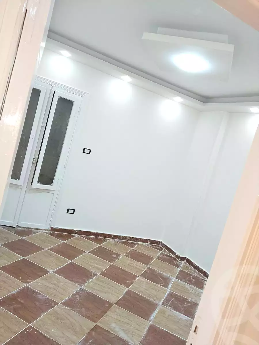 https://aqarmap.com.eg/ar/listing/6909945-for-sale-alexandria-al-agamy-el-hanouvel-al-haded-we-al-soulb-st