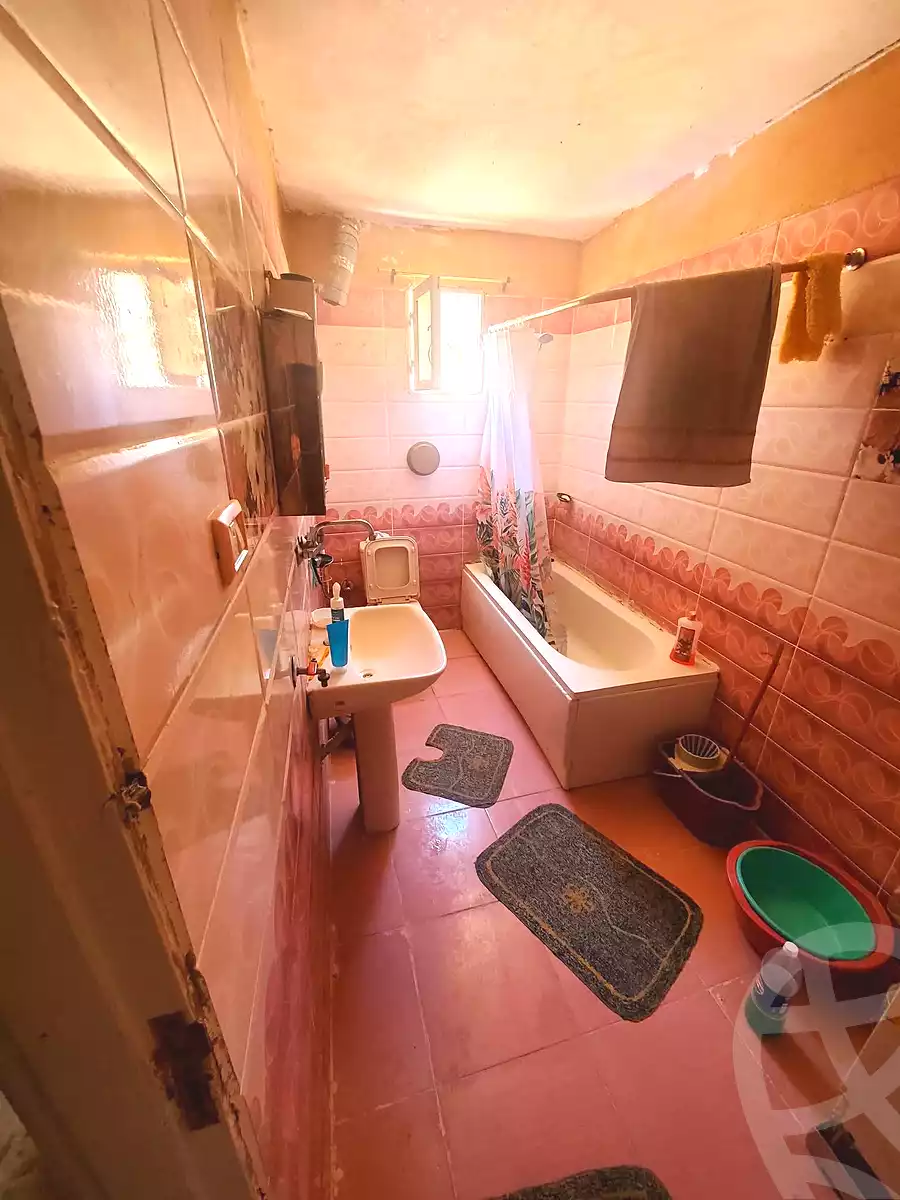 https://aqarmap.com.eg/ar/listing/6910041-for-sale-alexandria-al-agamy-el-hanouvel