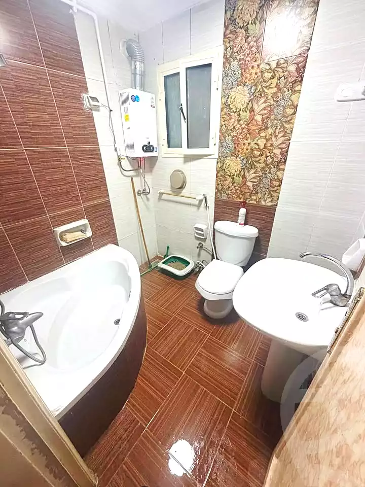 https://aqarmap.com.eg/en/listing/6910069-for-sale-alexandria-moharram-bey