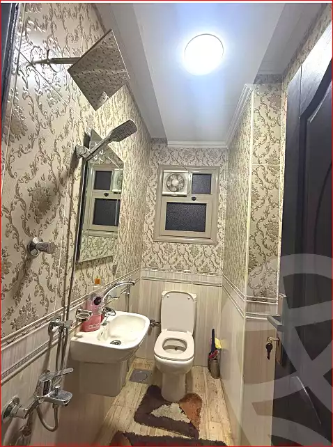 https://aqarmap.com.eg/ar/listing/6910172-for-sale-cairo-helwan-helwan-el-sharkeya-heidar-st