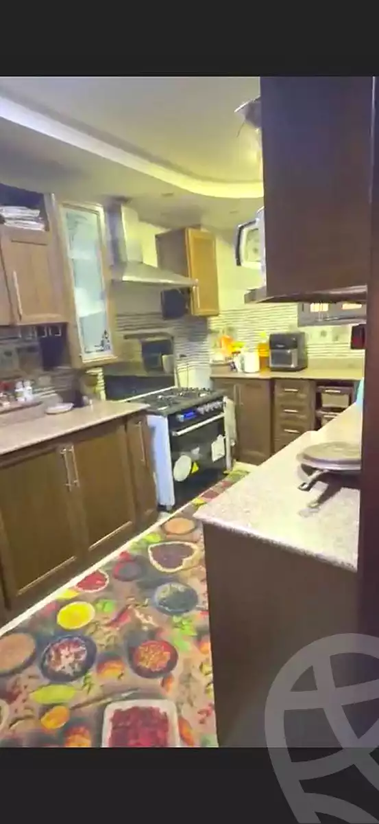 https://aqarmap.com.eg/en/listing/6910266-for-sale-cairo-helwan-helwan-el-sharkeya-heidar-st