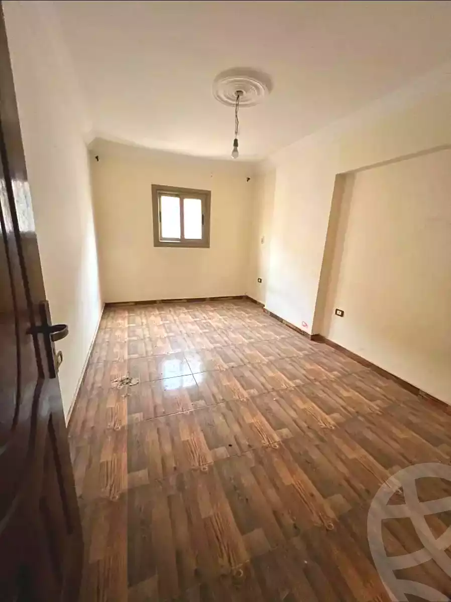 https://aqarmap.com.eg/ar/listing/6910349-for-sale-alexandria-new-miami-el-quds-school-st