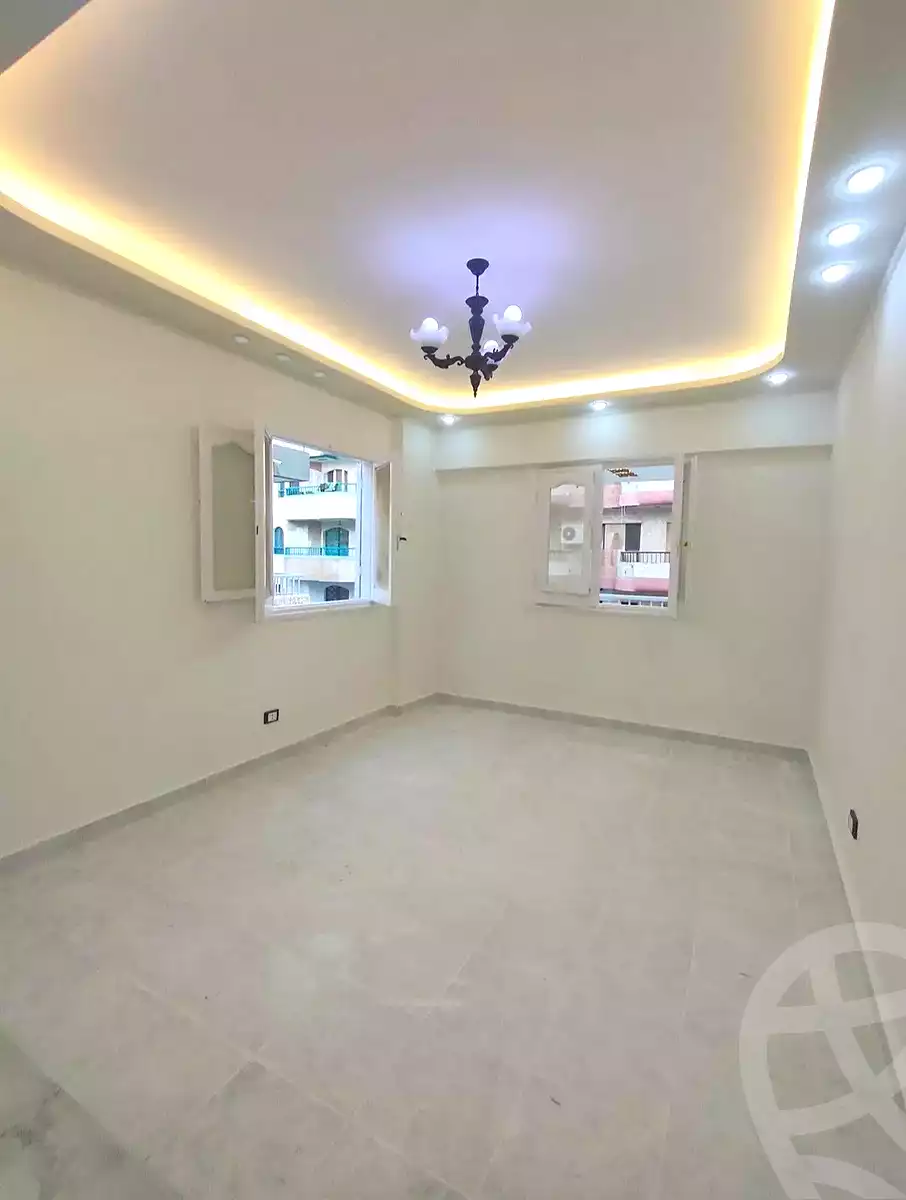 https://aqarmap.com.eg/ar/listing/6910355-for-sale-alexandria-al-agamy-shataa-el-nakheel-street-4