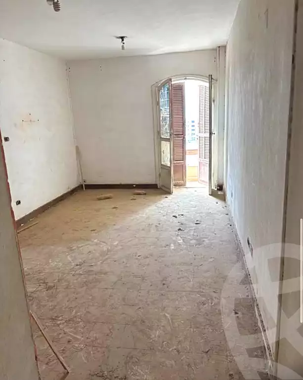 https://aqarmap.com.eg/en/listing/6910406-for-sale-cairo-15th-of-may-mjwr-12