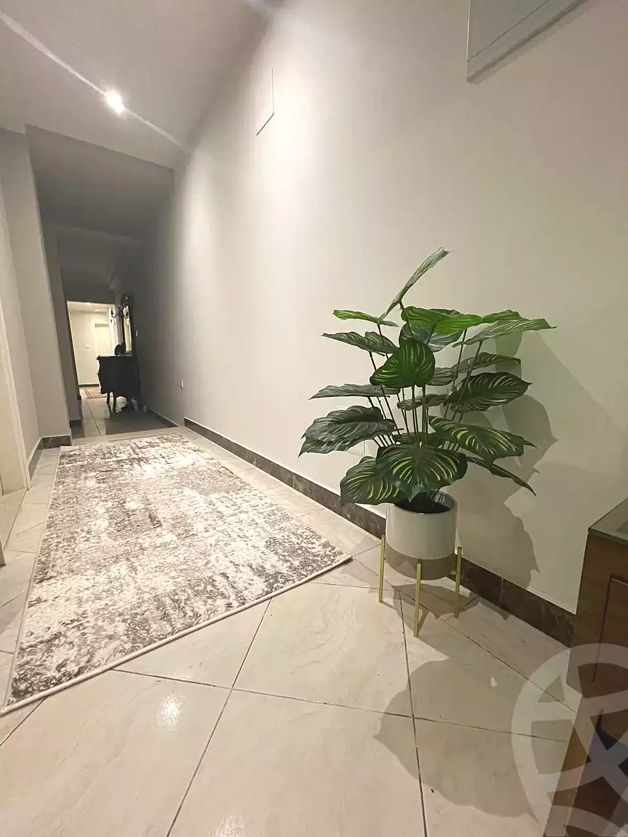https://aqarmap.com.eg/ar/listing/6910433-for-sale-cairo-heliopolis-heliopolis-square-mohammed-farid-st