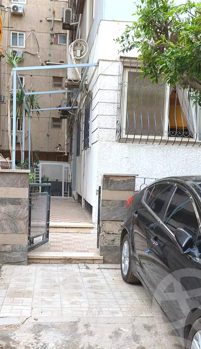https://aqarmap.com.eg/ar/listing/6910433-for-sale-cairo-heliopolis-heliopolis-square-mohammed-farid-st