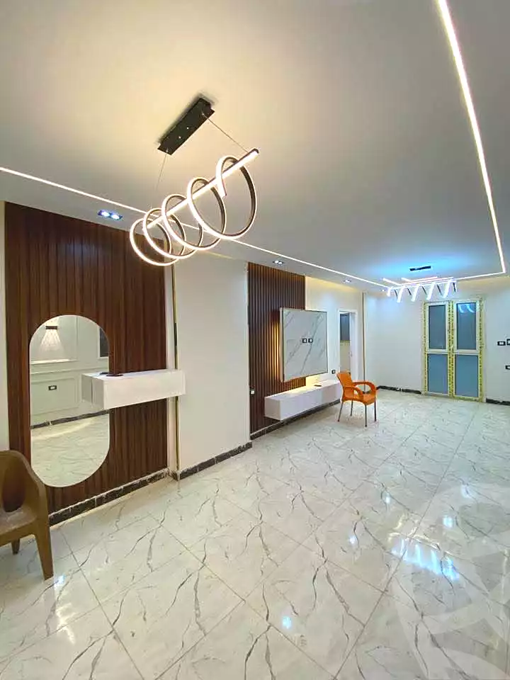 https://aqarmap.com.eg/ar/listing/6910605-for-sale-cairo-elnozha-Streettt-27