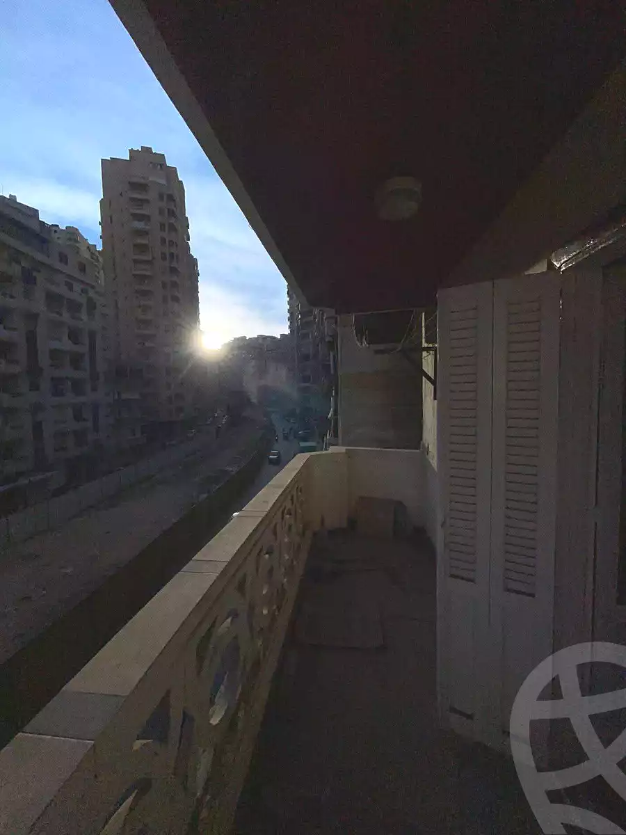 https://aqarmap.com.eg/ar/listing/6911454-for-sale-alexandria-sydy-bshr