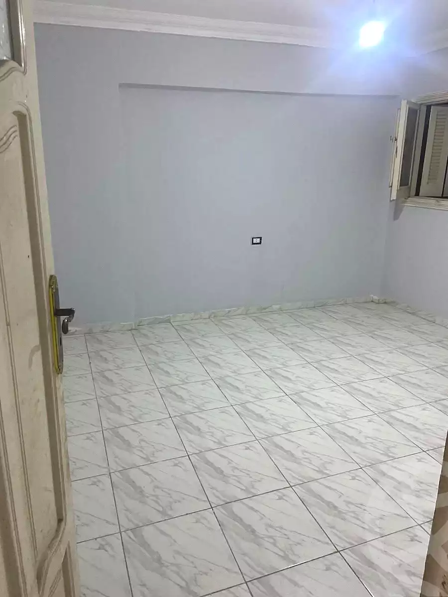 https://aqarmap.com.eg/en/listing/6911638-for-rent-alexandria-al-agamy-el-hanouvel