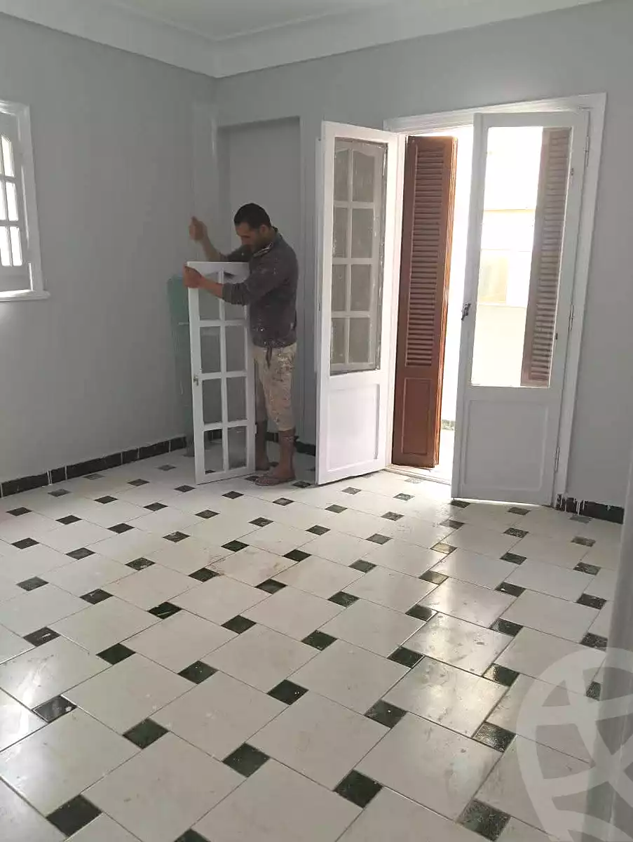 https://aqarmap.com.eg/ar/listing/6911652-for-sale-alexandria-al-agamy-el-hanouvel-el-kholafaa-el-rashdeen-st