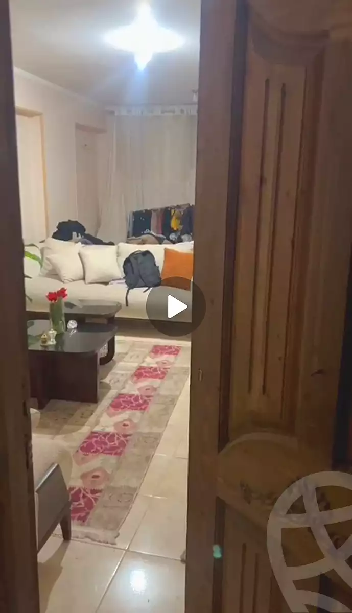 https://aqarmap.com.eg/en/listing/6912397-for-sale-cairo-el-haram-el-lebeny-soltan-khattab-st