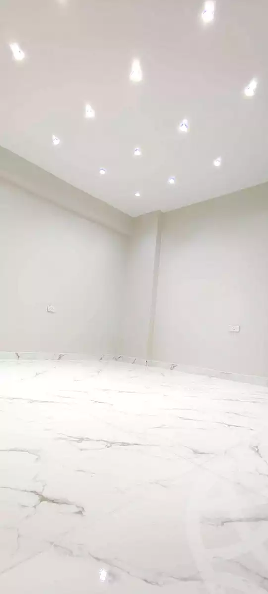 https://aqarmap.com.eg/ar/listing/6912639-for-sale-alexandria-al-agamy-el-hanouvel