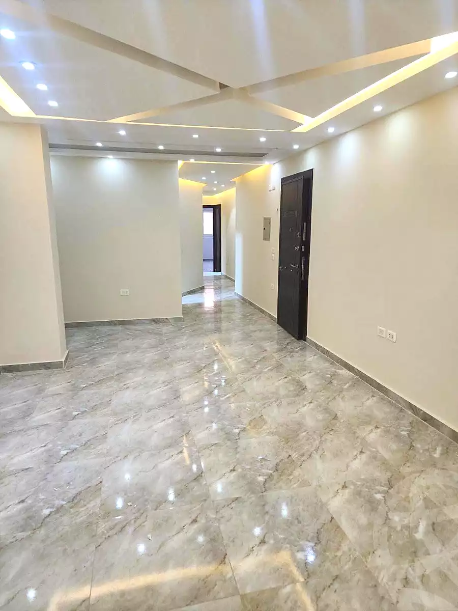 https://aqarmap.com.eg/ar/listing/6912107-for-rent-cairo-ain-shams-jsr-lswys