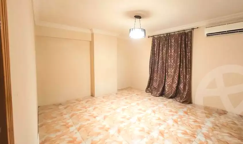 https://aqarmap.com.eg/en/listing/6913913-for-sale-alexandria-el-montazah-malak-hefney