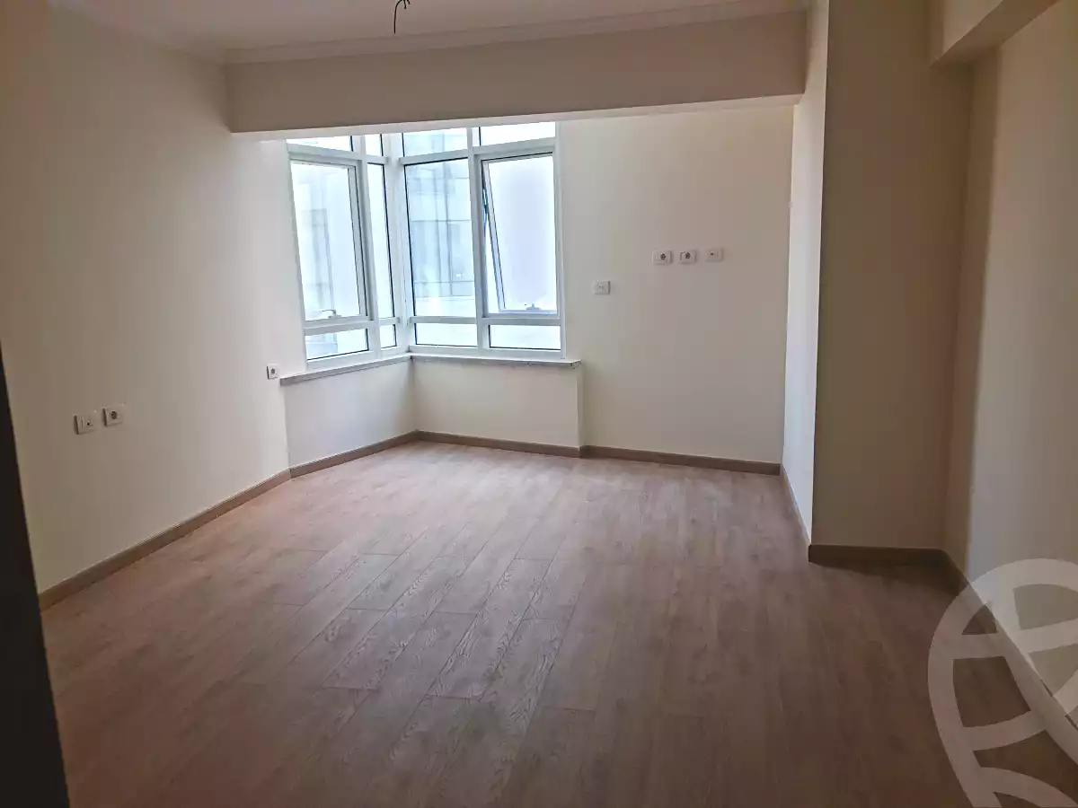 https://aqarmap.com.eg/ar/listing/6914098-for-rent-alexandria-smouha-compounds-in-smouha-grand-view-complex-alexandria-for-investment