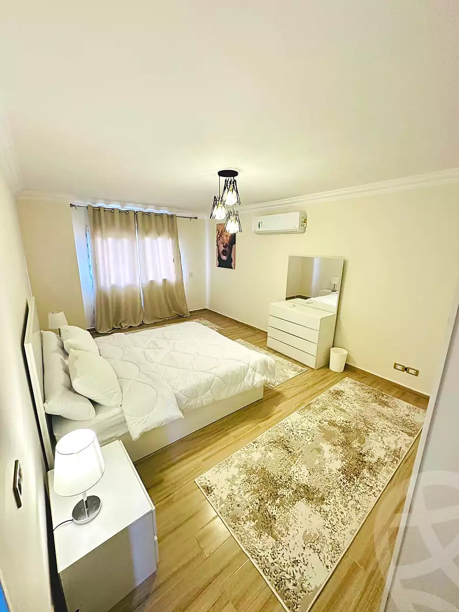 https://aqarmap.com.eg/en/listing/6914315-for-rent-cairo-el-sheikh-zayed-city-compounds-zayed-regency
