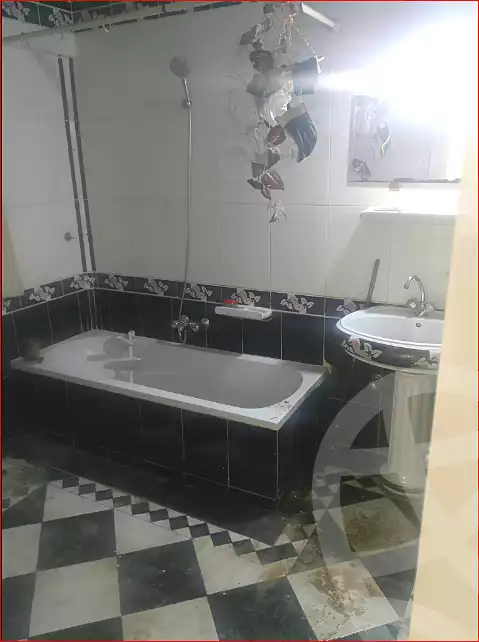https://aqarmap.com.eg/ar/listing/6914458-for-sale-alexandria-miami-45-street
