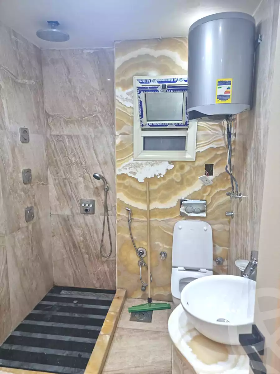 https://aqarmap.com.eg/en/listing/6914716-for-rent-cairo-el-sheikh-zayed-city-compounds-jn-1