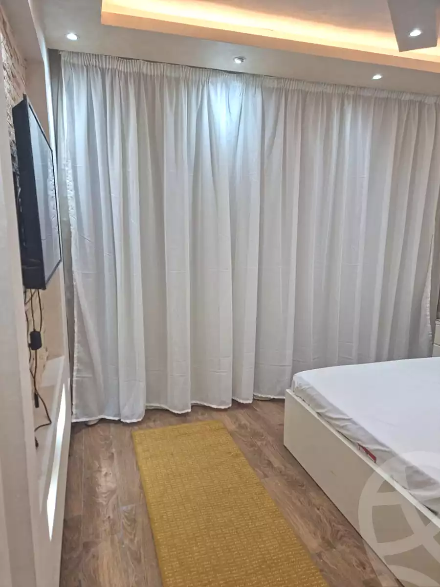 https://aqarmap.com.eg/en/listing/6914716-for-rent-cairo-el-sheikh-zayed-city-compounds-jn-1