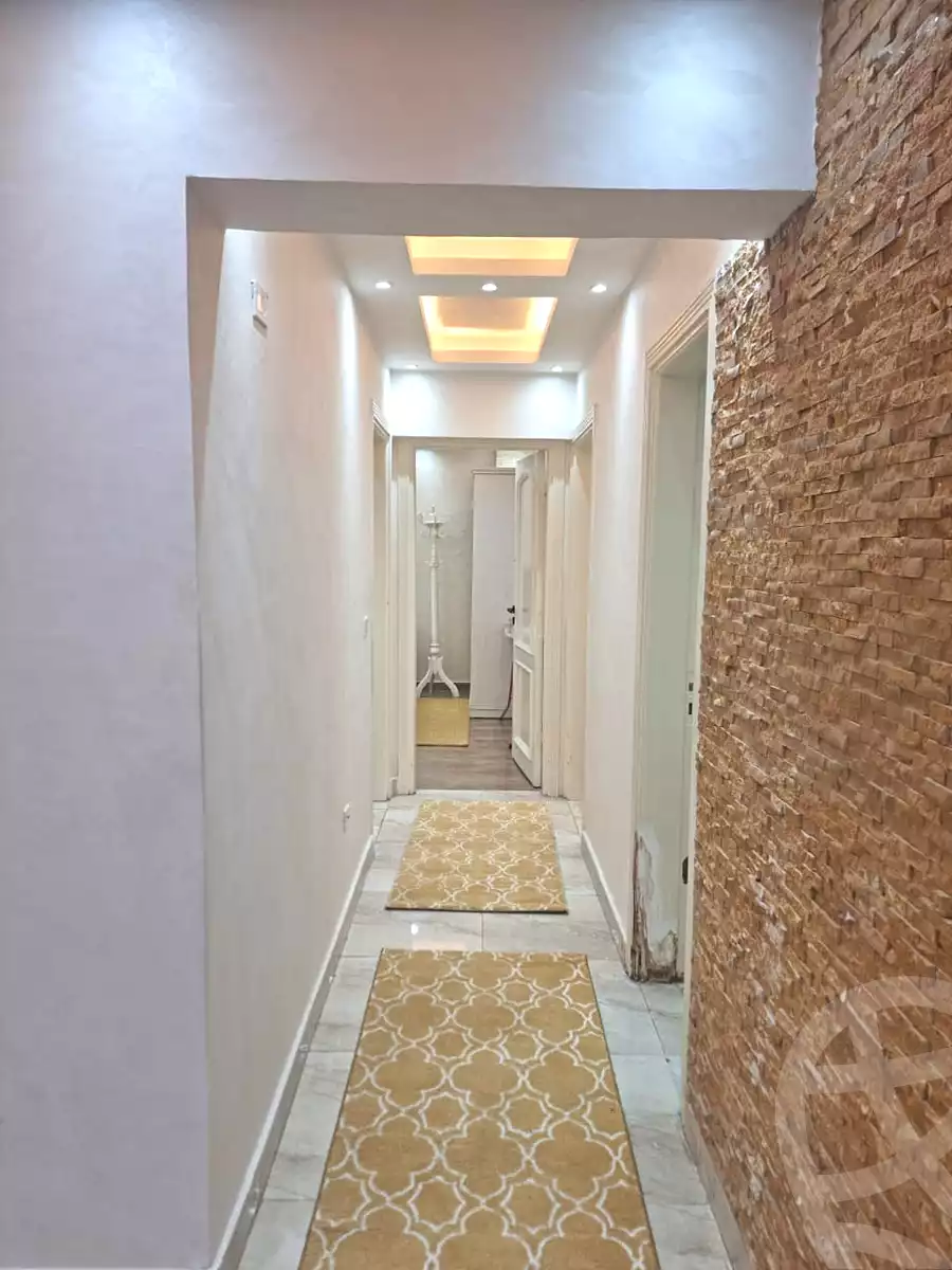 https://aqarmap.com.eg/en/listing/6914716-for-rent-cairo-el-sheikh-zayed-city-compounds-jn-1