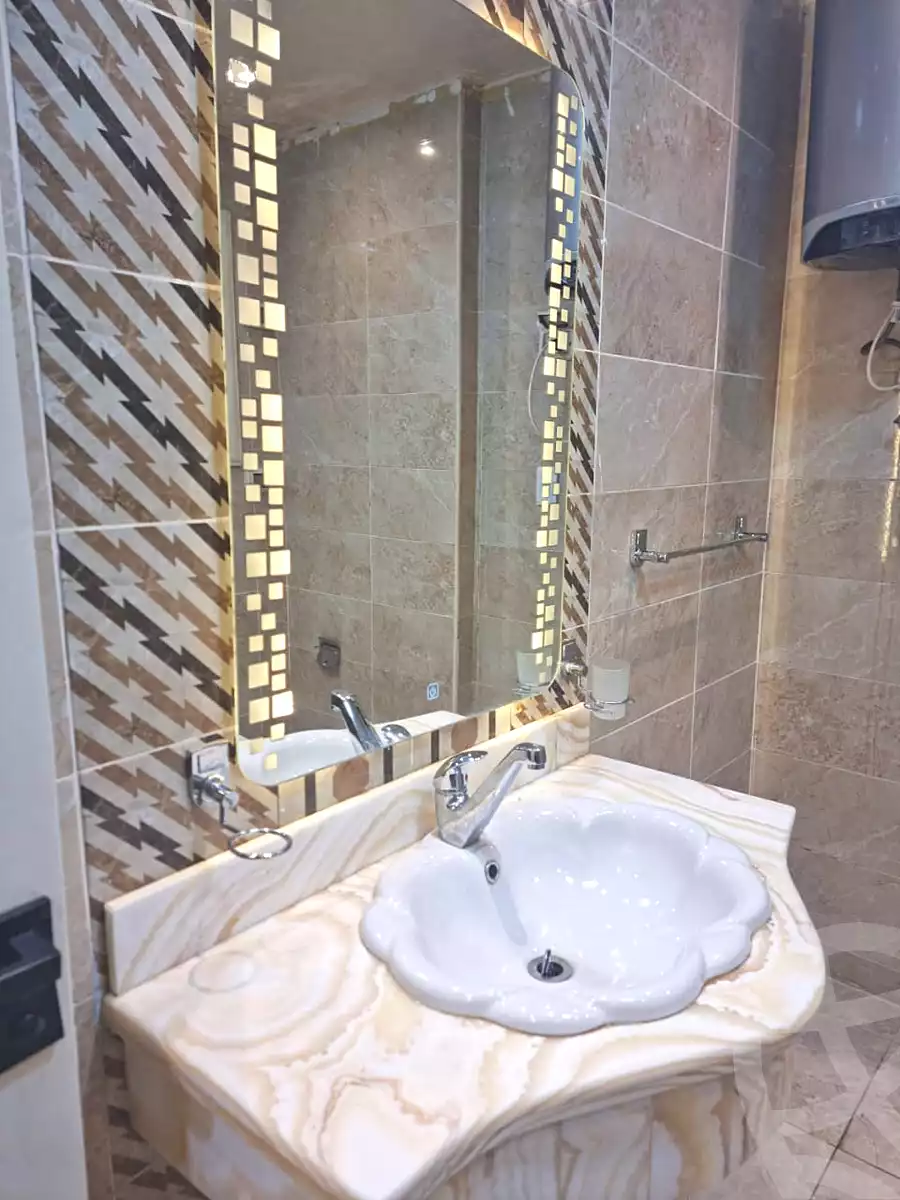 https://aqarmap.com.eg/en/listing/6914716-for-rent-cairo-el-sheikh-zayed-city-compounds-jn-1