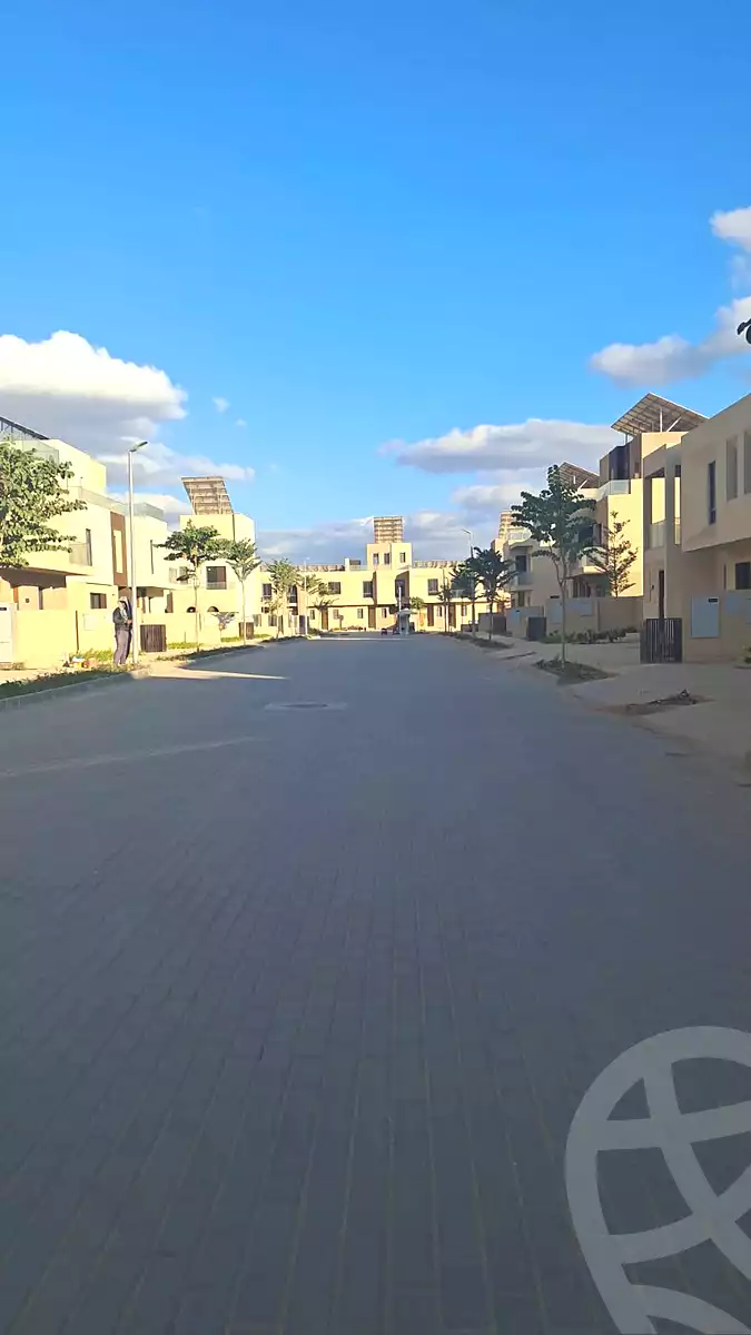 https://aqarmap.com.eg/ar/listing/6914859-for-sale-cairo-el-sheikh-zayed-city-lshykh-zyd-ljdyd-vye